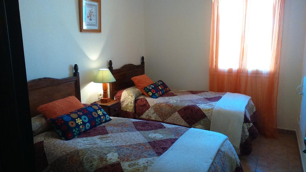 Hostal Rural Molino Del Bombo Aracena Værelse billede