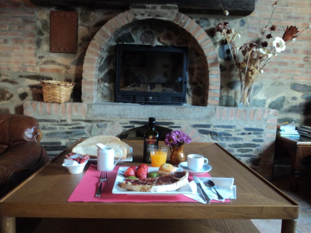 Hostal Rural Molino Del Bombo Aracena Eksteriør billede