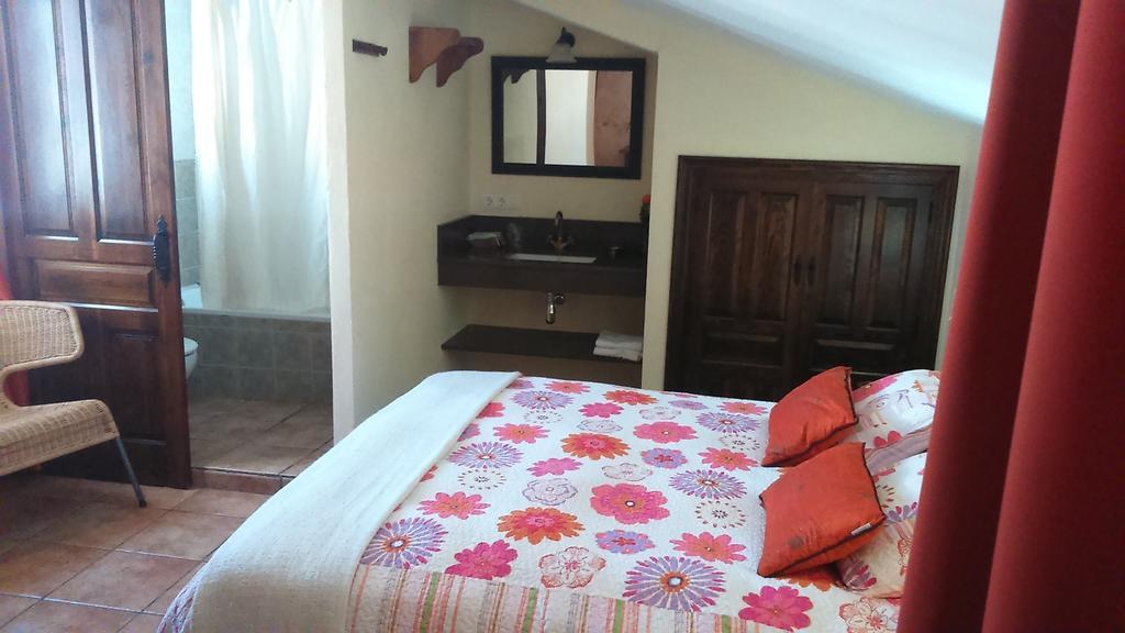 Hostal Rural Molino Del Bombo Aracena Værelse billede