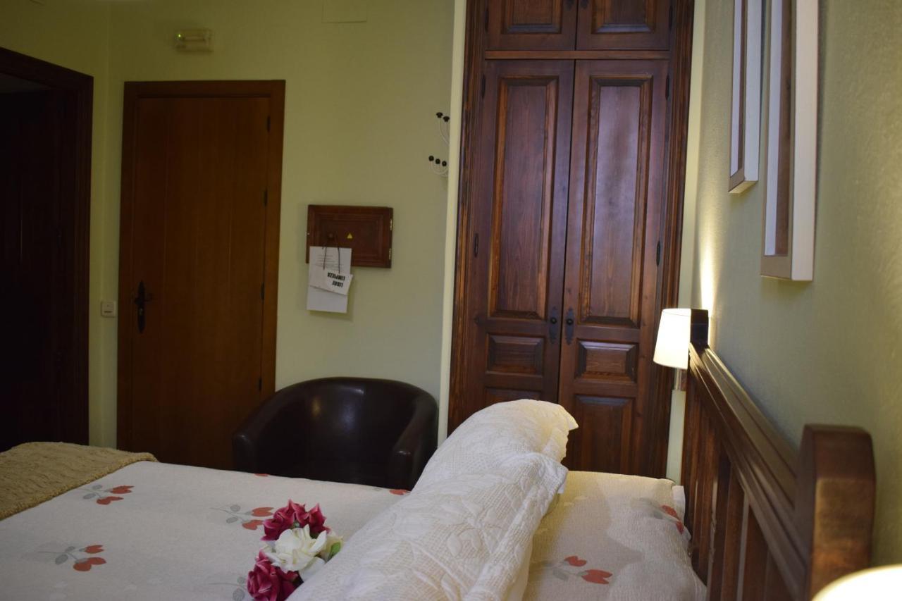 Hostal Rural Molino Del Bombo Aracena Eksteriør billede